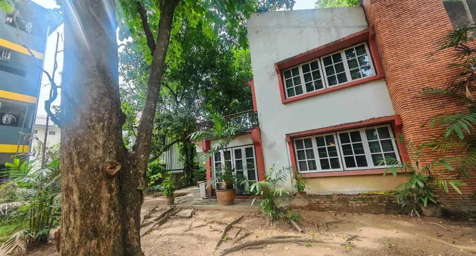 For sale 4 bedrooms house in Mueang Chiang Mai, Chiang Mai