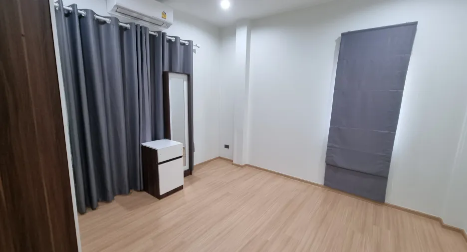 ให้เช่า 4 ห้องนอน บ้านเดี่ยว ใน บ้านฉาง, ระยอง