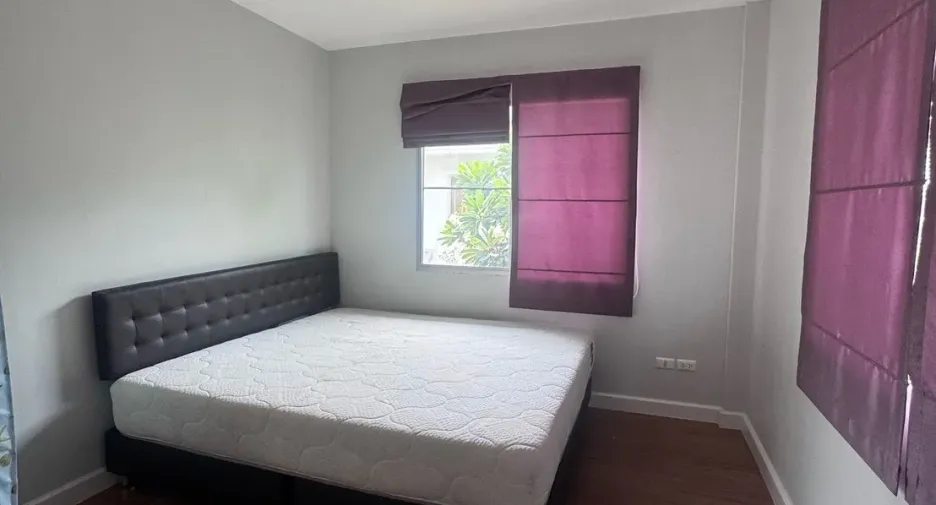 À louer 3 chambres maison à Bang Kruai, Nonthaburi