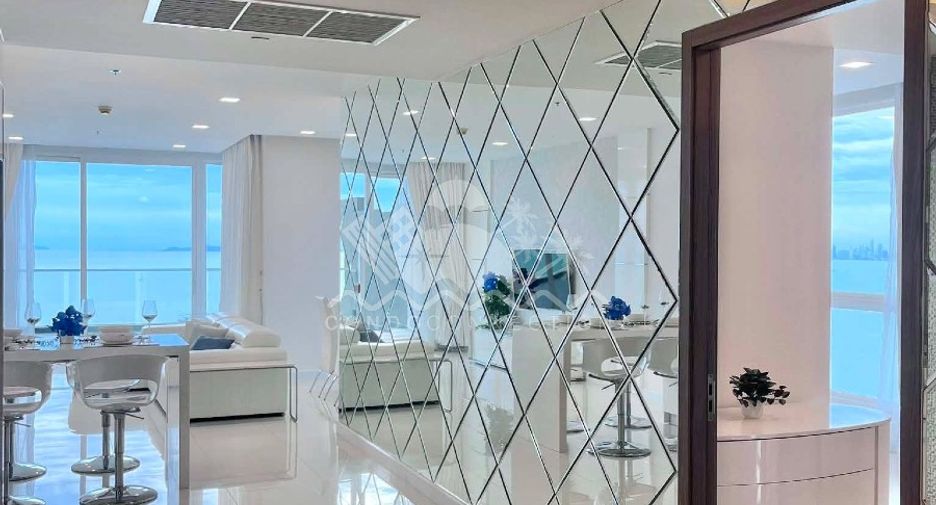 Condo en venta de 3 habitaciones en Bang Saray, Pattaya