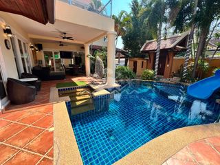 Haus zum Kauf mit 4 Zimmer in Bang Lamung, Chonburi