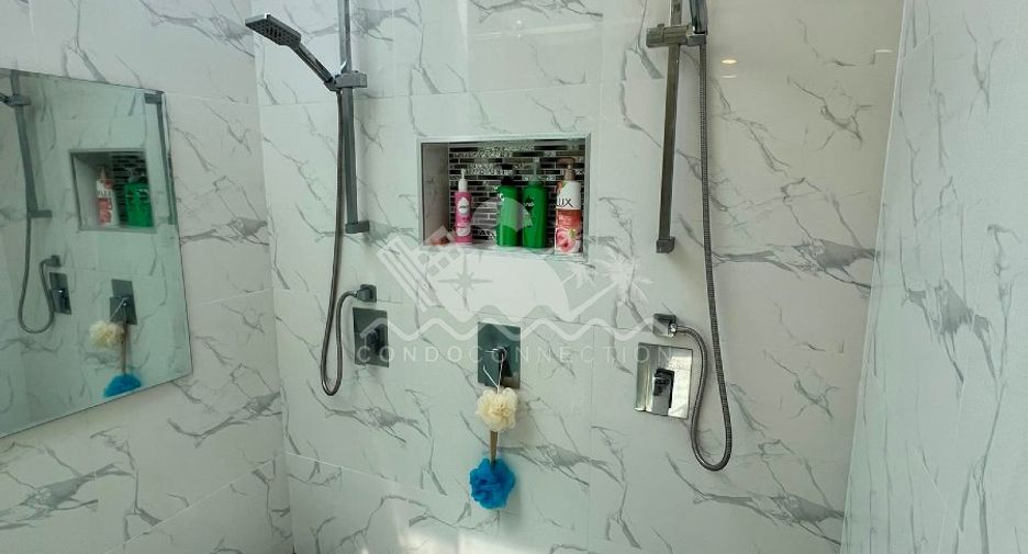 Haus zum Kauf mit 4 Zimmer in Bang Lamung, Chonburi