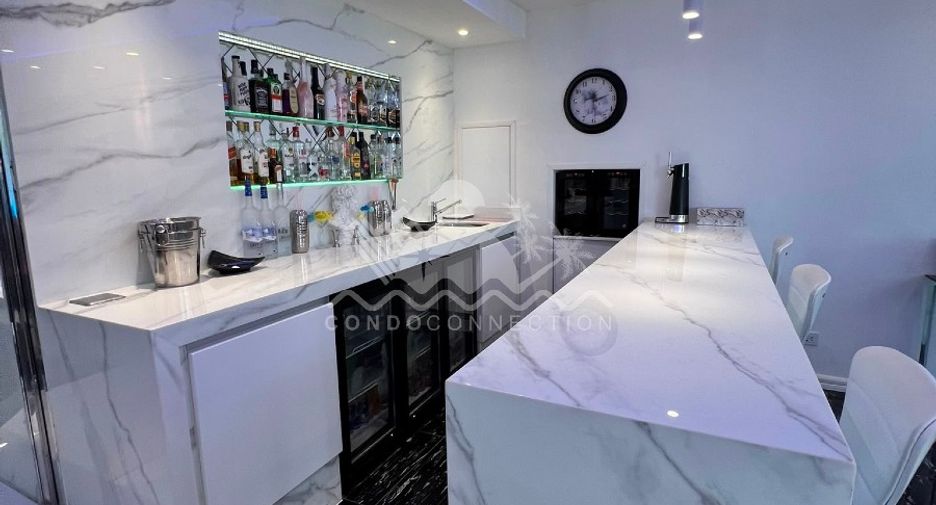 Haus zum Kauf mit 4 Zimmer in Bang Lamung, Chonburi