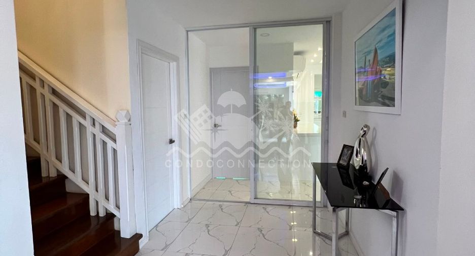 Haus zum Kauf mit 4 Zimmer in Bang Lamung, Chonburi