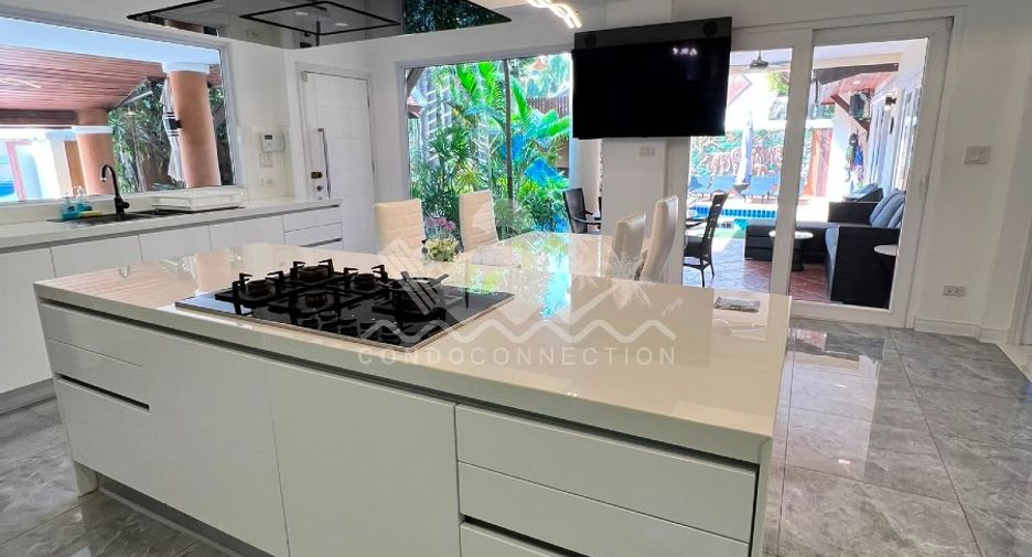 Haus zum Kauf mit 4 Zimmer in Bang Lamung, Chonburi
