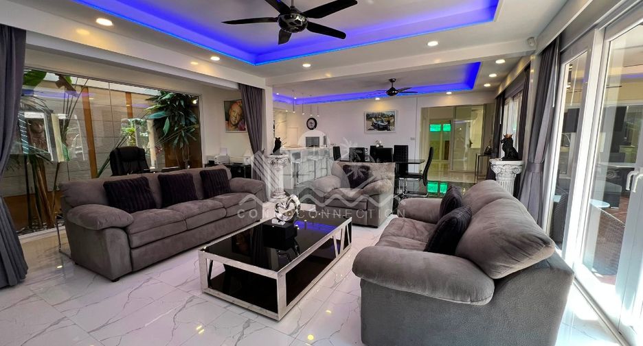 Haus zum Kauf mit 4 Zimmer in Bang Lamung, Chonburi