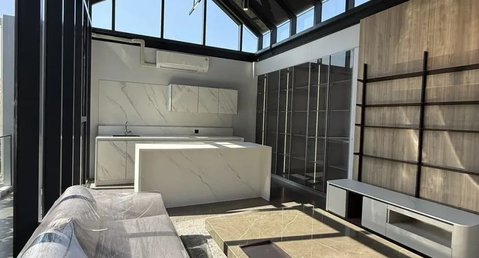 Casa en venta y en alquiler de 5 habitaciones en Saphan Sung, Bangkok