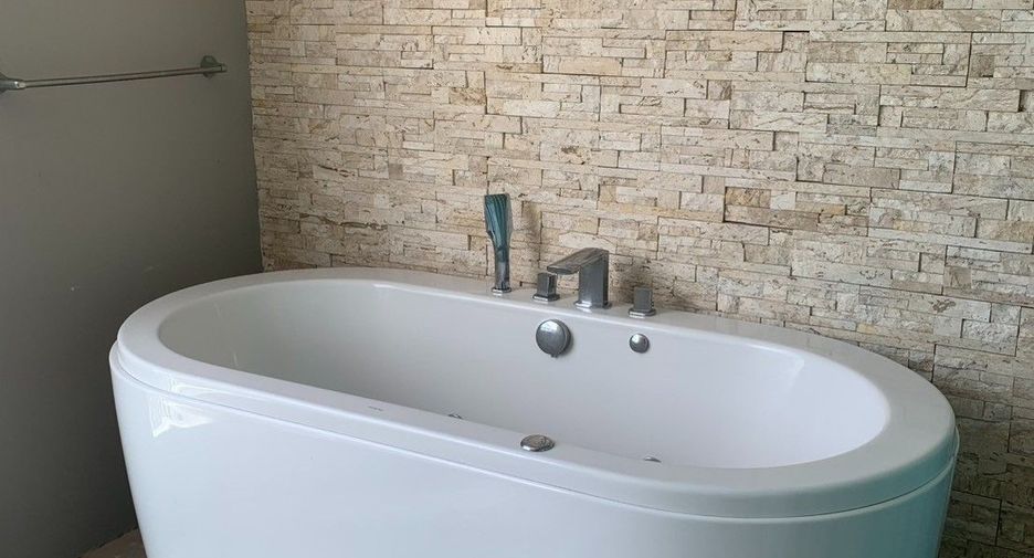 For sale 1 bed condo in Thalang, Phuket