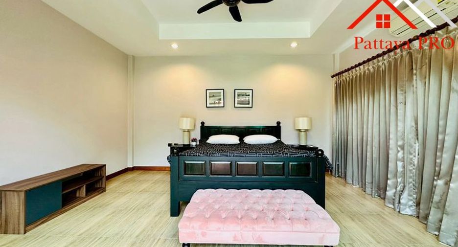 For sale 3 bedrooms house in Huay Yai, Pattaya