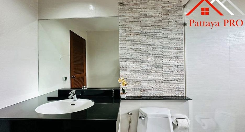 For sale 3 bedrooms house in Huay Yai, Pattaya