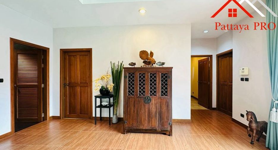 For sale 3 bedrooms house in Huay Yai, Pattaya