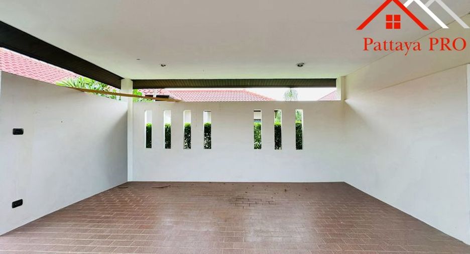 For sale 3 bedrooms house in Huay Yai, Pattaya