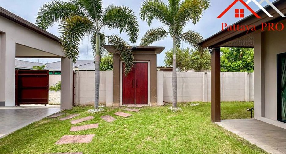 For sale 3 bedrooms house in Huay Yai, Pattaya