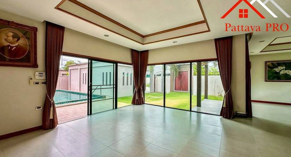 For sale 3 bedrooms house in Huay Yai, Pattaya