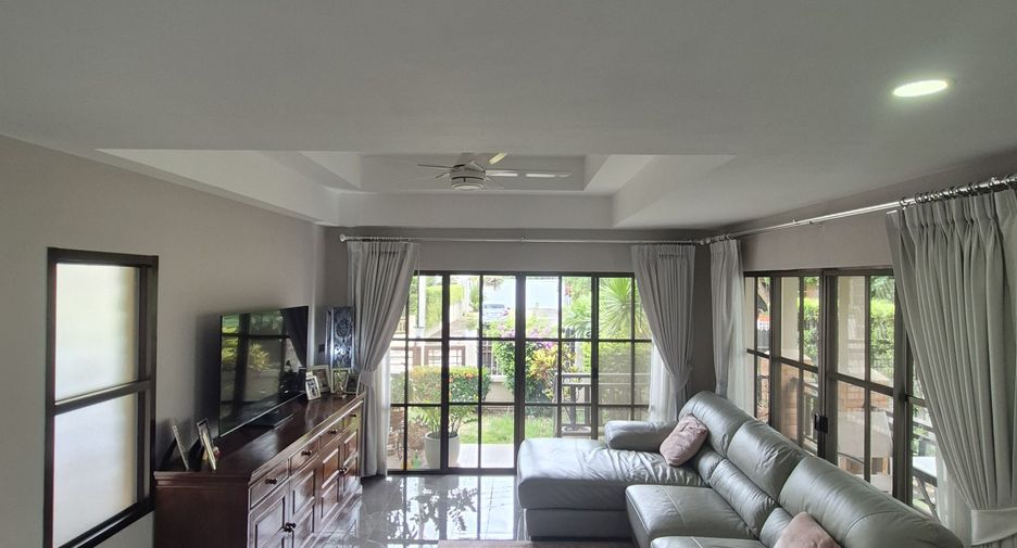 Casa en venta de 3 habitaciones en Bang Lamung, Chonburi