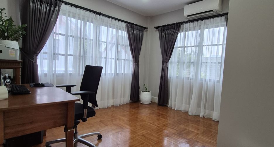 Casa en venta de 3 habitaciones en Bang Lamung, Chonburi