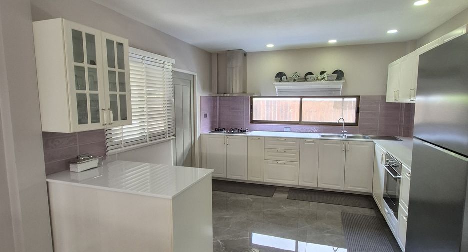 Casa en venta de 3 habitaciones en Bang Lamung, Chonburi