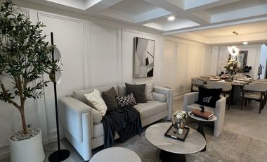 Casa adosada en venta de 3 habitaciones en Watthana, Bangkok