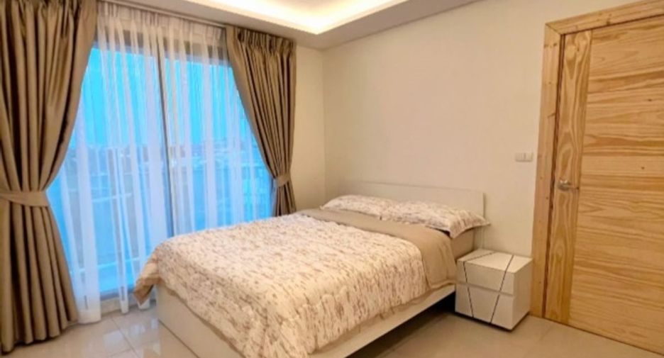 À vendre 2 chambres condo à Jomtien, Pattaya
