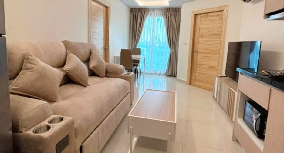 À vendre 2 chambres condo à Jomtien, Pattaya