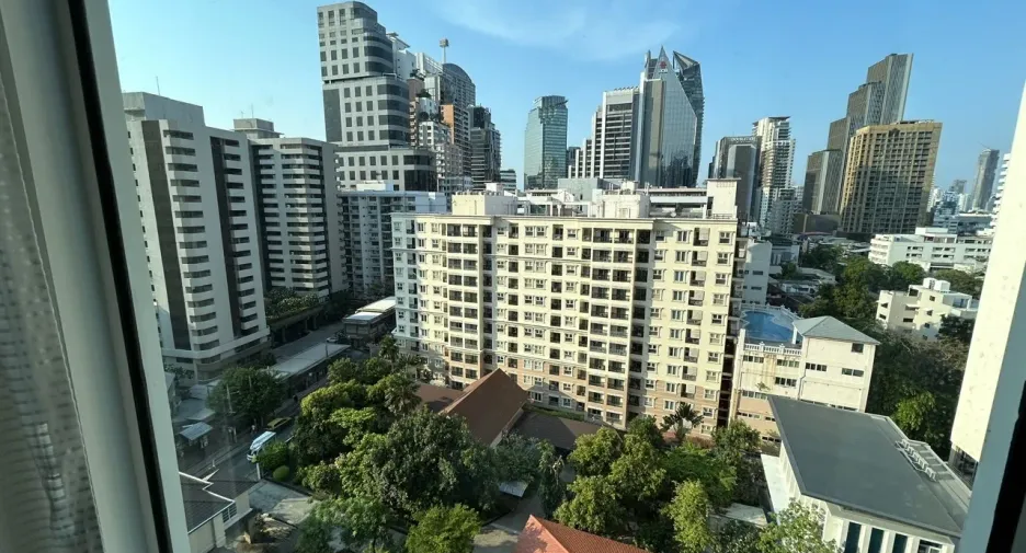 Condo en alquiler de 1 habitaciones en Khlong Toei, Bangkok