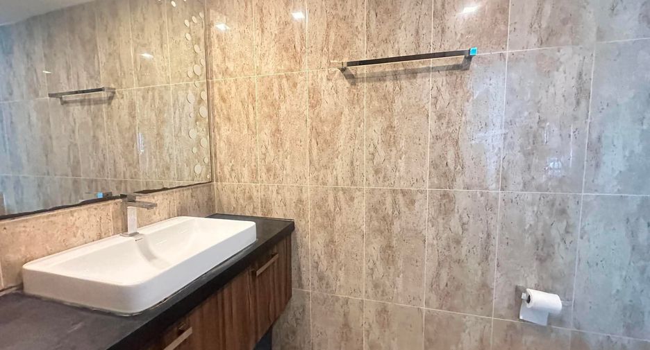 Продажа 1 кровать кондо в Банг Ламунг, Чонбури