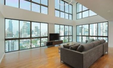 For rent 4 bedrooms condo in Watthana, Bangkok