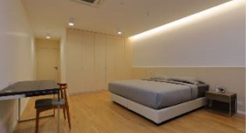 ให้เช่า 4 ห้องนอน คอนโด ใน วัฒนา, กรุงเทพฯ