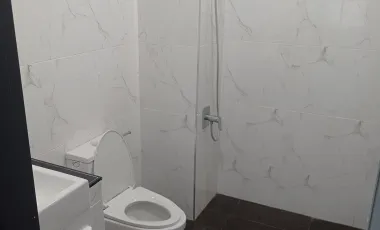 Haus zum Kauf und zur Miete mit 2 Zimmer in Phutthamonthon, Nakhon Pathom