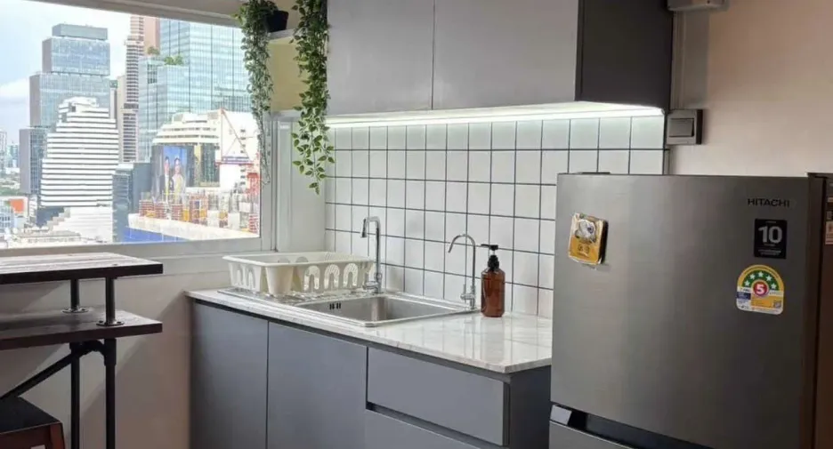 Wohnung zur Miete mit 2 Zimmer in Bang Rak, Bangkok