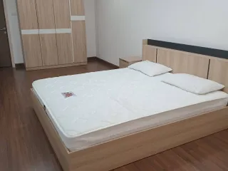 Condo en venta de 2 habitaciones en Yan Nawa, Bangkok