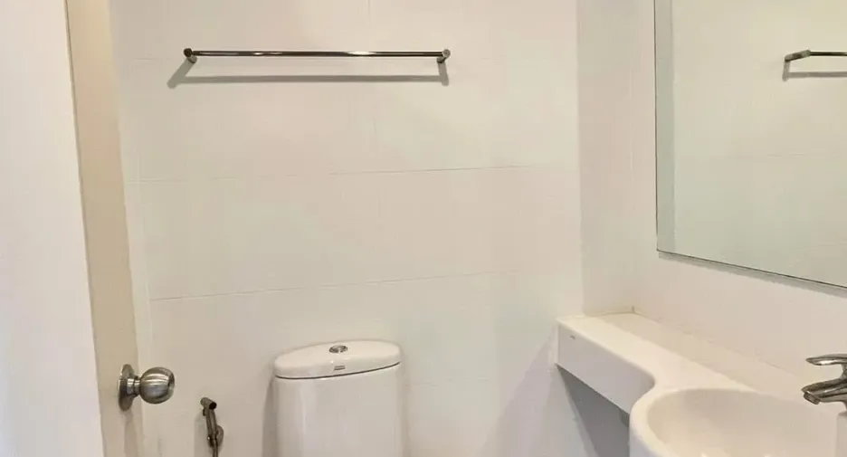 For sale 1 bed condo 