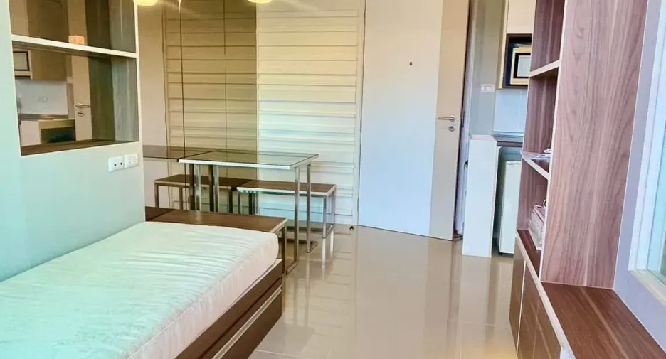 For sale 1 bed condo 
