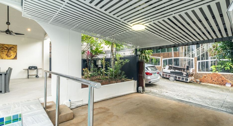 Casa en venta y en alquiler de 3 habitaciones en Mueang Phuket, Phuket