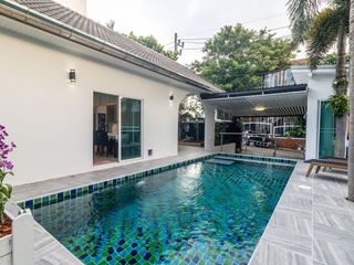 Casa en venta y en alquiler de 3 habitaciones en Mueang Phuket, Phuket