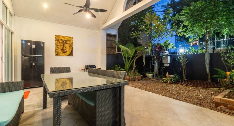 Casa en venta y en alquiler de 3 habitaciones en Mueang Phuket, Phuket