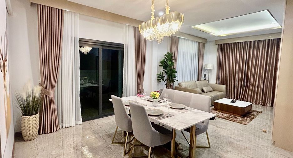For sale and for rent 4 bedrooms villa in Mueang Phuket, Phuket