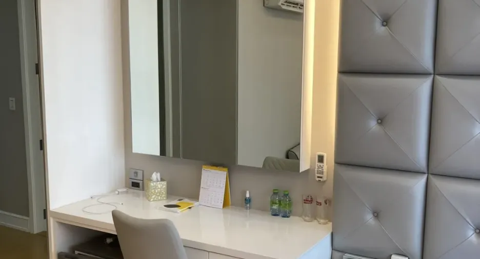 Villa zum Kauf und zur Miete mit 2 Zimmer in Watthana, Bangkok