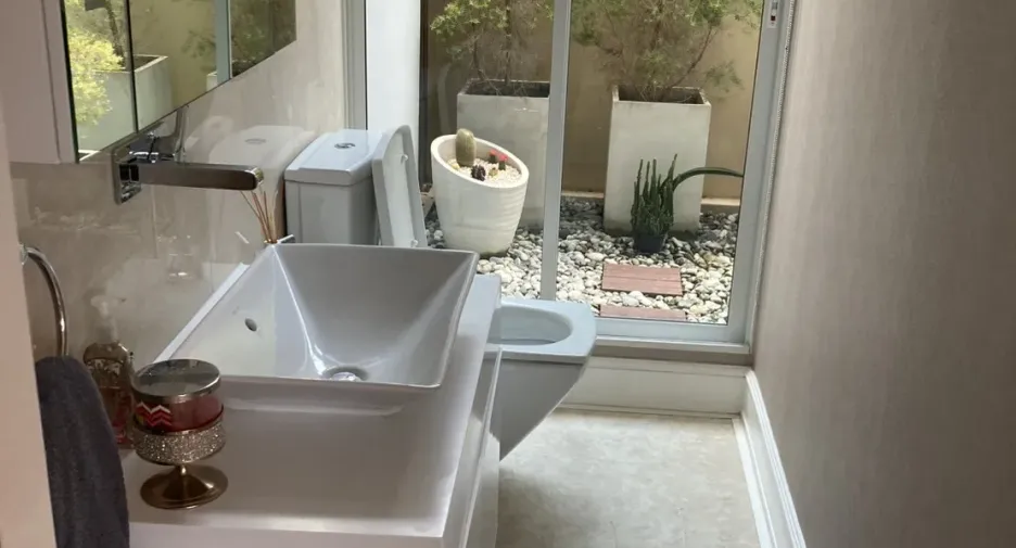 Villa zum Kauf und zur Miete mit 2 Zimmer in Watthana, Bangkok