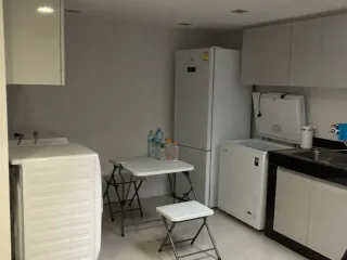 Villa zum Kauf und zur Miete mit 2 Zimmer in Watthana, Bangkok