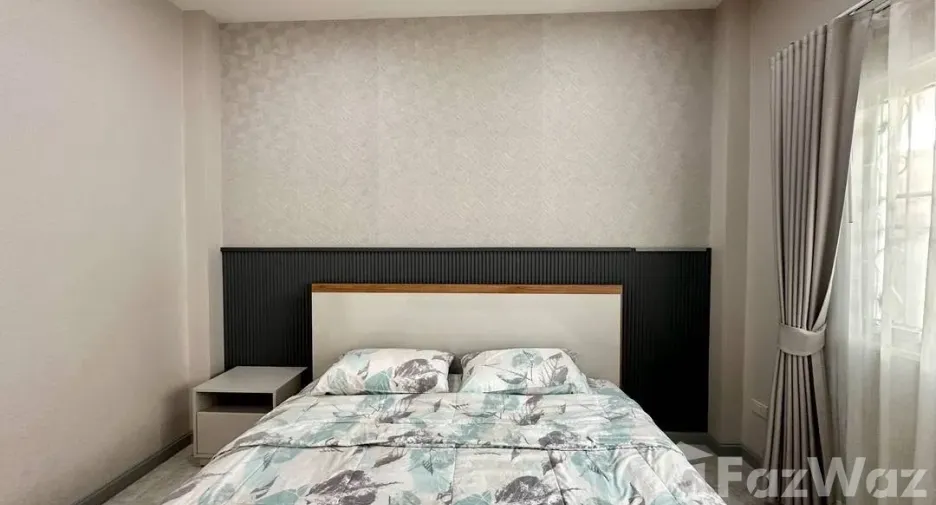 Casa en alquiler de 3 habitaciones en Bang Lamung, Chonburi