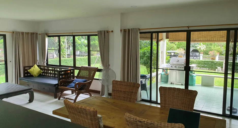 For sale 3 bedrooms house in Na Jomtien, Pattaya