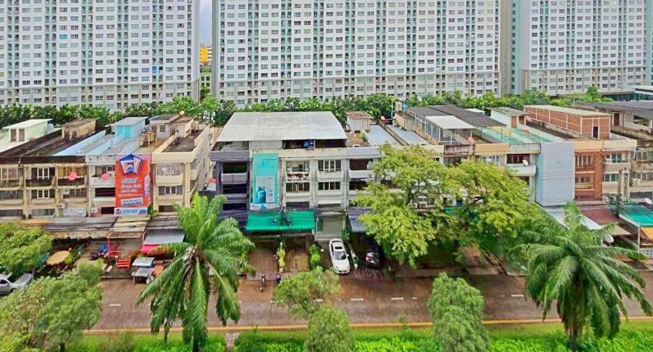 For sale 1 bed condo in Bang Kapi, Bangkok