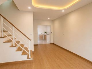 Reihenhaus zum Kauf mit 3 Zimmer in Suan Luang, Bangkok