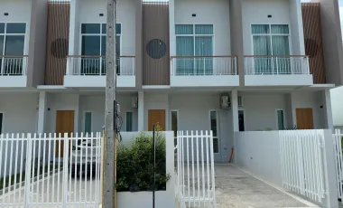 À louer 2 chambres maison à Thalang, Phuket