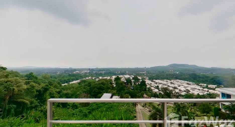 For sale 5 bedrooms house in Thalang, Phuket