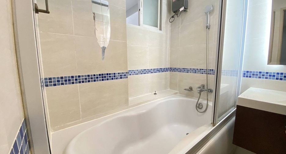 For sale 1 bed condo in Sathon, Bangkok