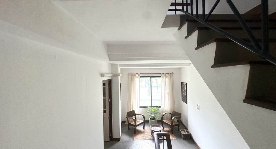 À louer 3 chambres maison de ville à Mueang Chiang Mai, Chiang Mai