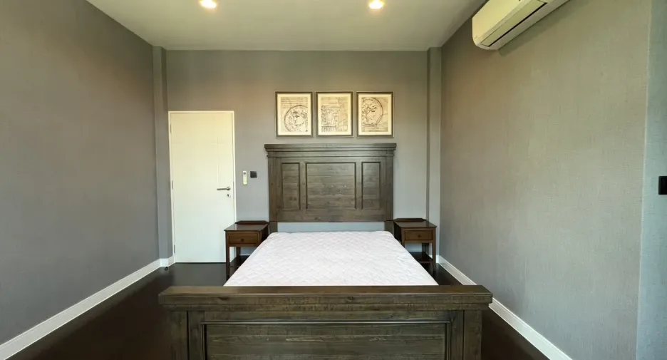 Casa en alquiler de 4 habitaciones en Bang Kapi, Bangkok