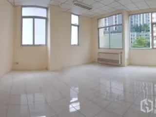 For rent office in Phra Khanong, Bangkok